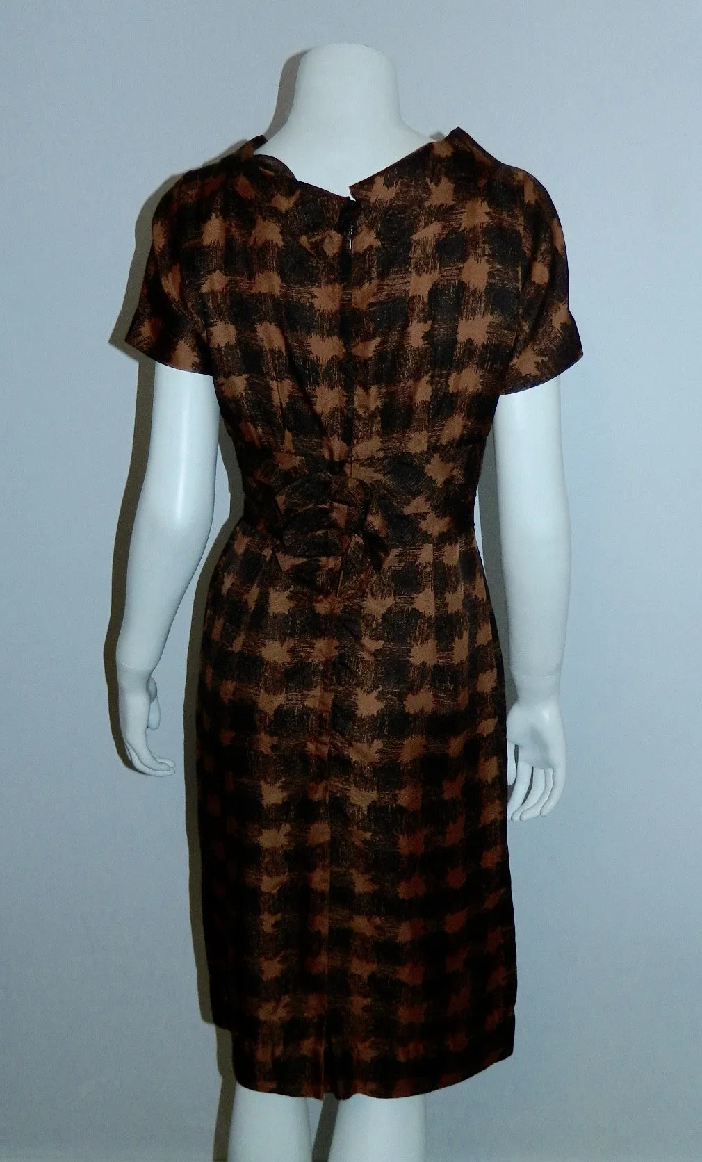 1960s chic vintage copper houndstooth Florian sheath dress bow back XS