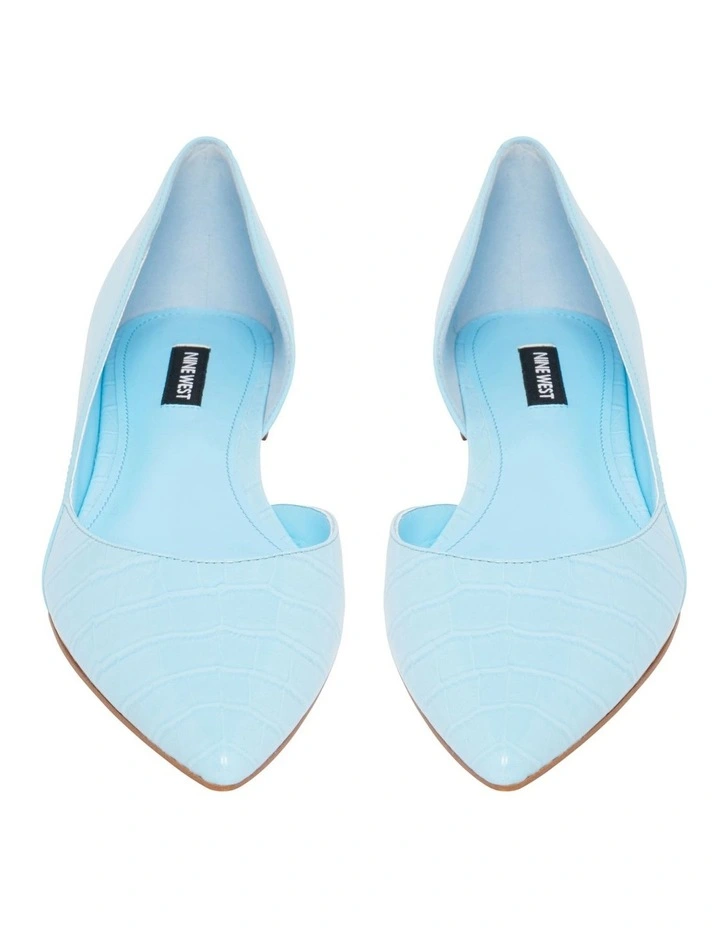 Aery Flat In Light Blue