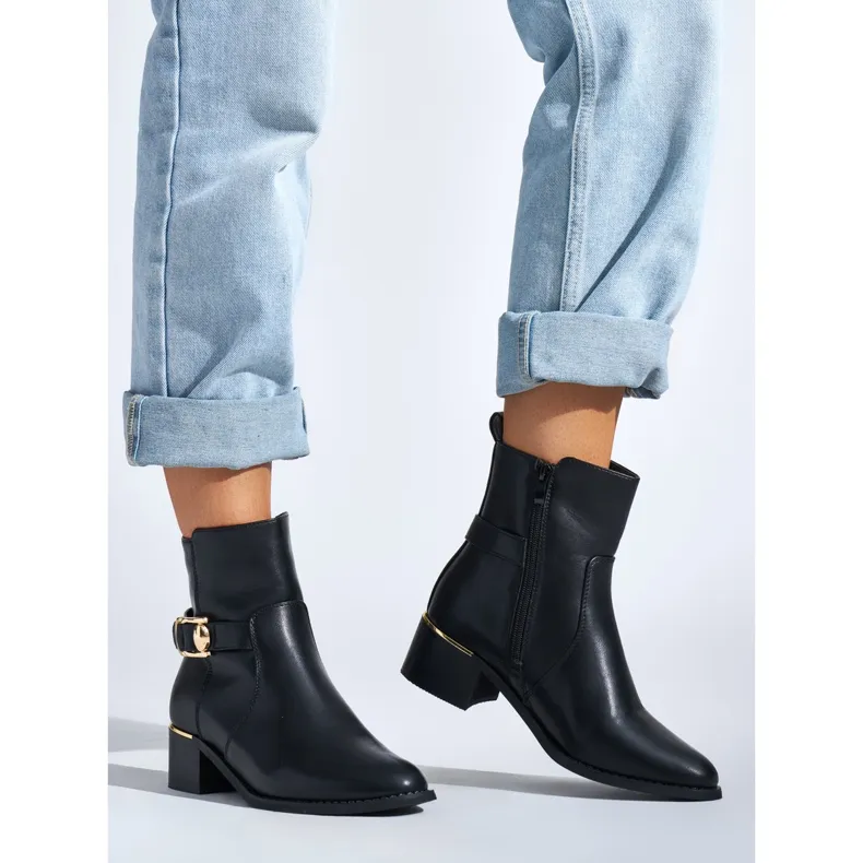 Black elegant ankle boots