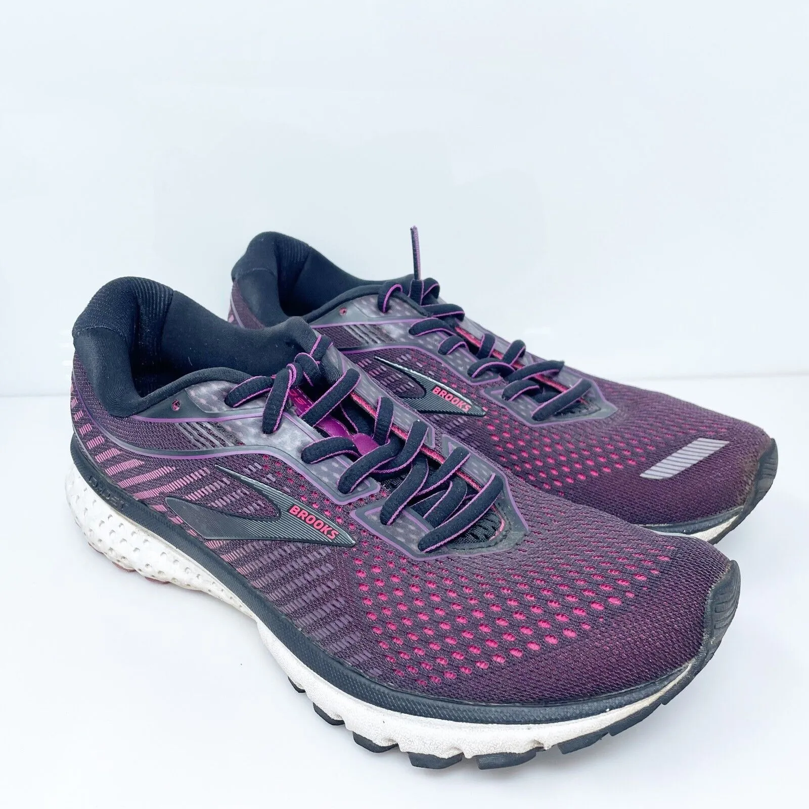 Brooks Womens Ghost 12 1203051B063 Purple Running Shoes Sneakers Size 9.5 B