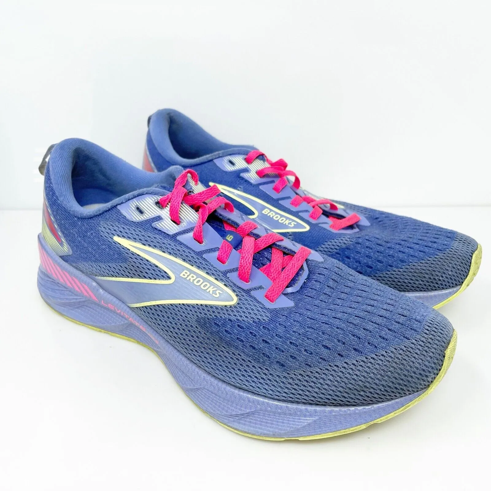 Brooks Womens Levitate GTS 6 1203841B557 Blue Running Shoes Sneakers Size 8.5 B