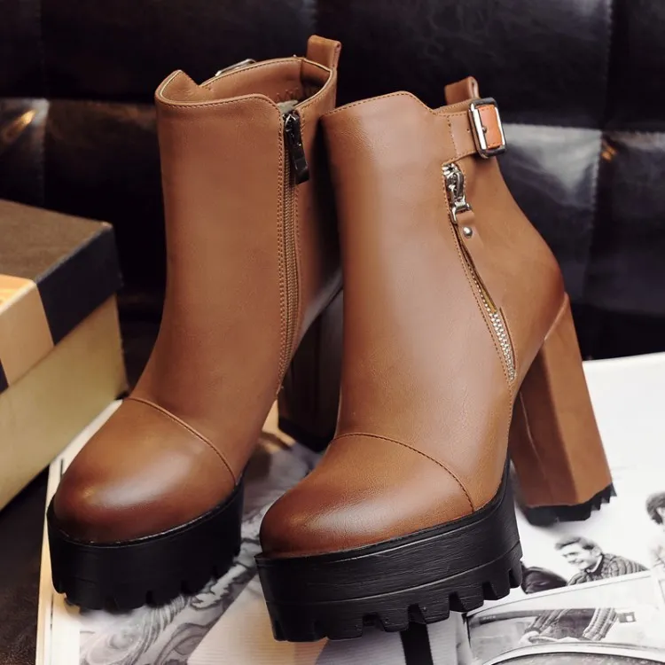 Brown Military Boots with Zipper, High Tops, and Block Heels