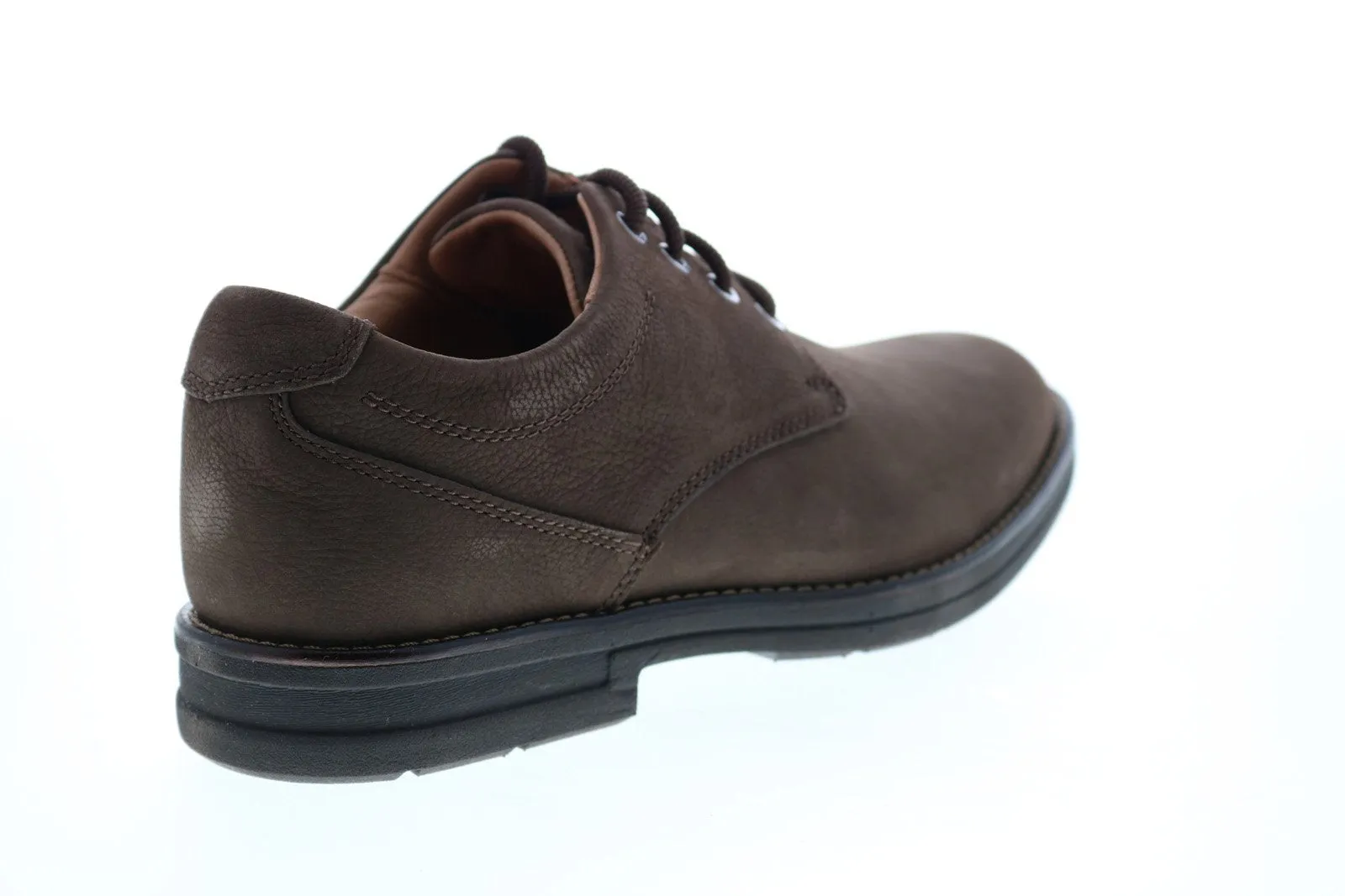 Brown Men's Nubuck Oxfords