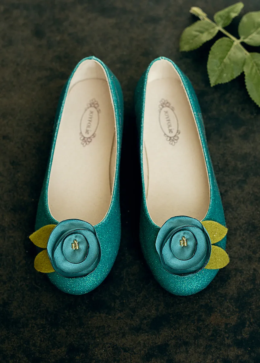 Charlotte Flat in Teal