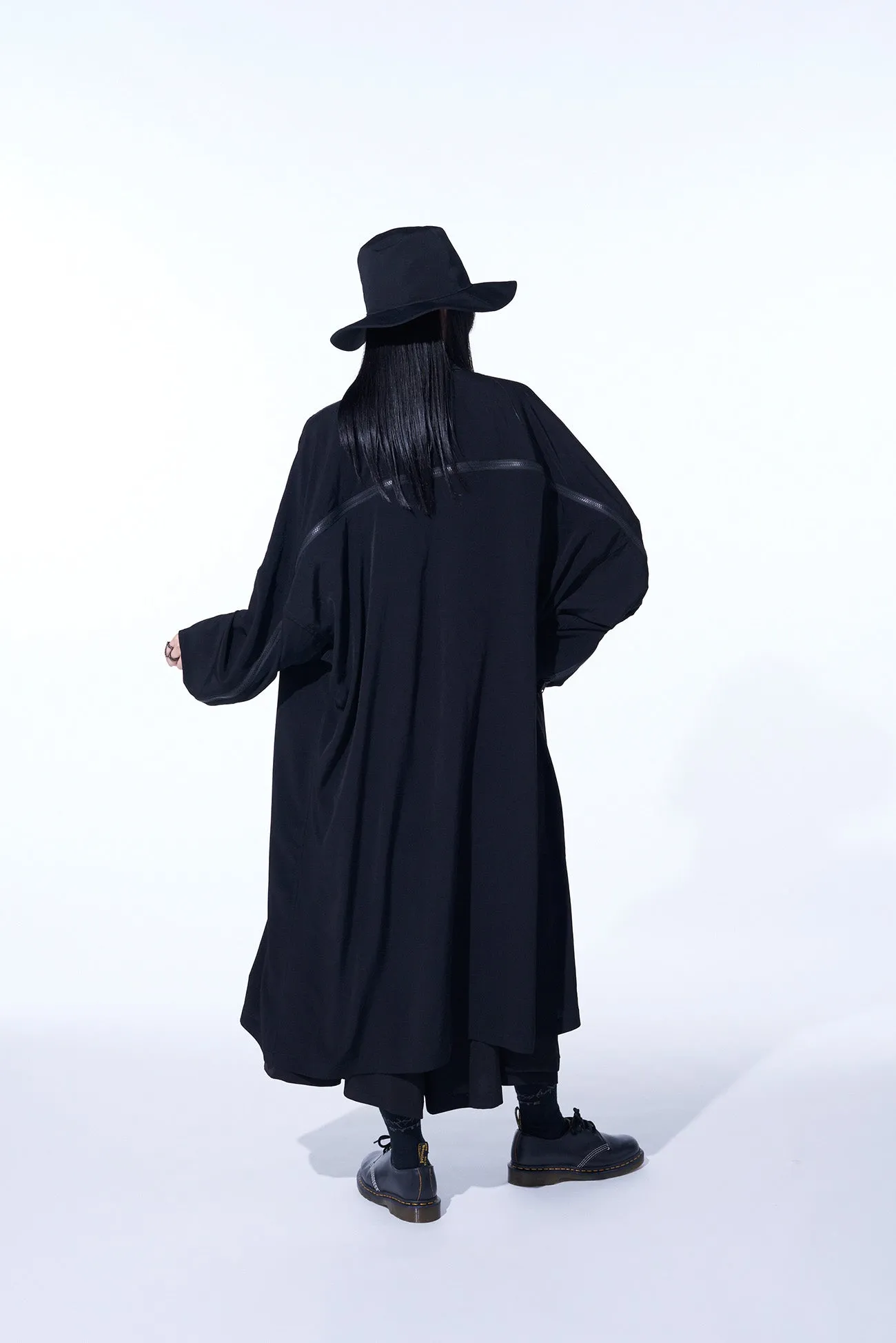 CREPE DE CHINE BACK YOKE ZIP COAT