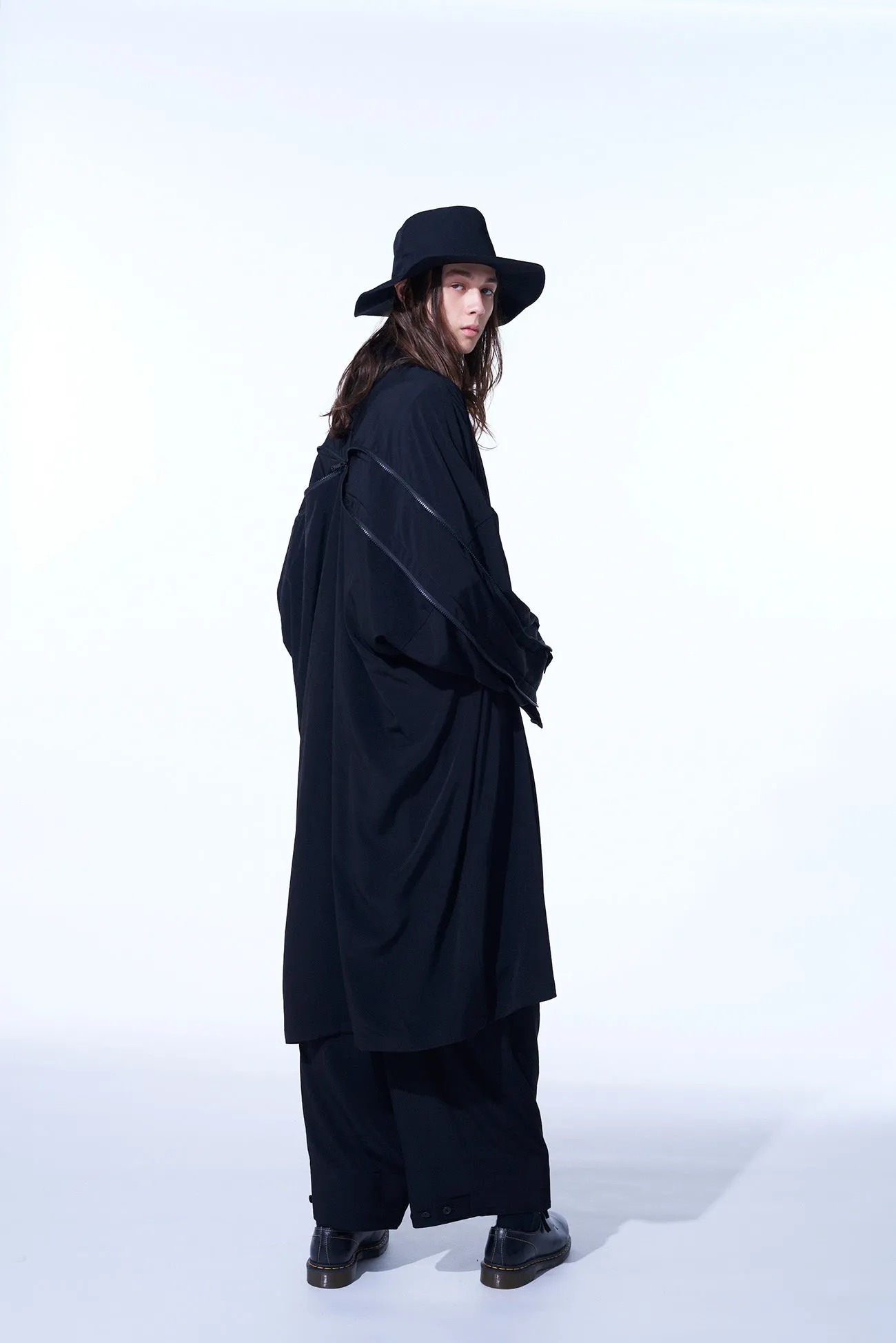 CREPE DE CHINE BACK YOKE ZIP COAT