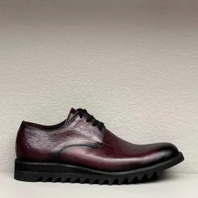 Derby-lace up/Bordeux leather w/ texture/ rubber sole