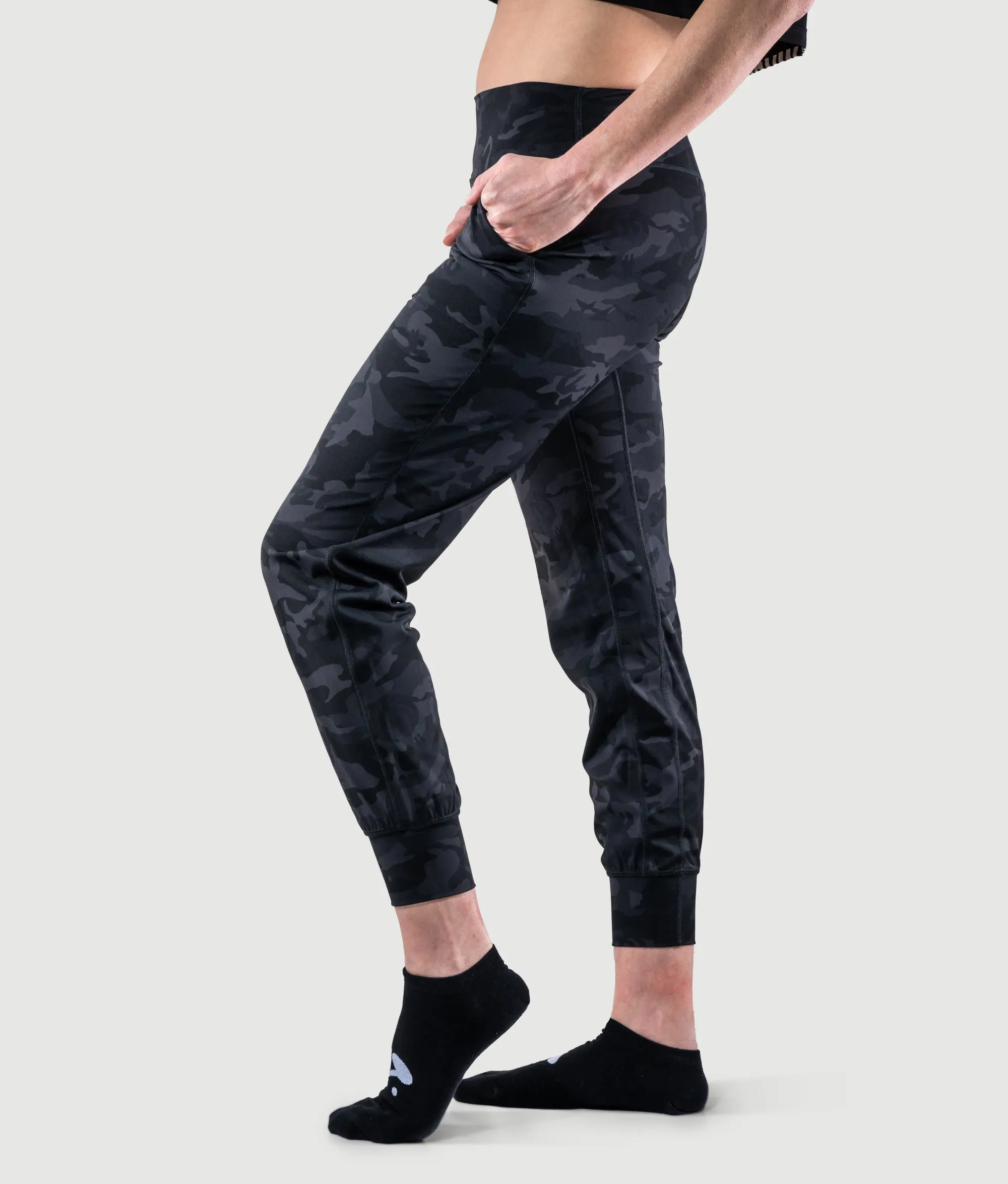 Electro Training Joggers - Black Camo