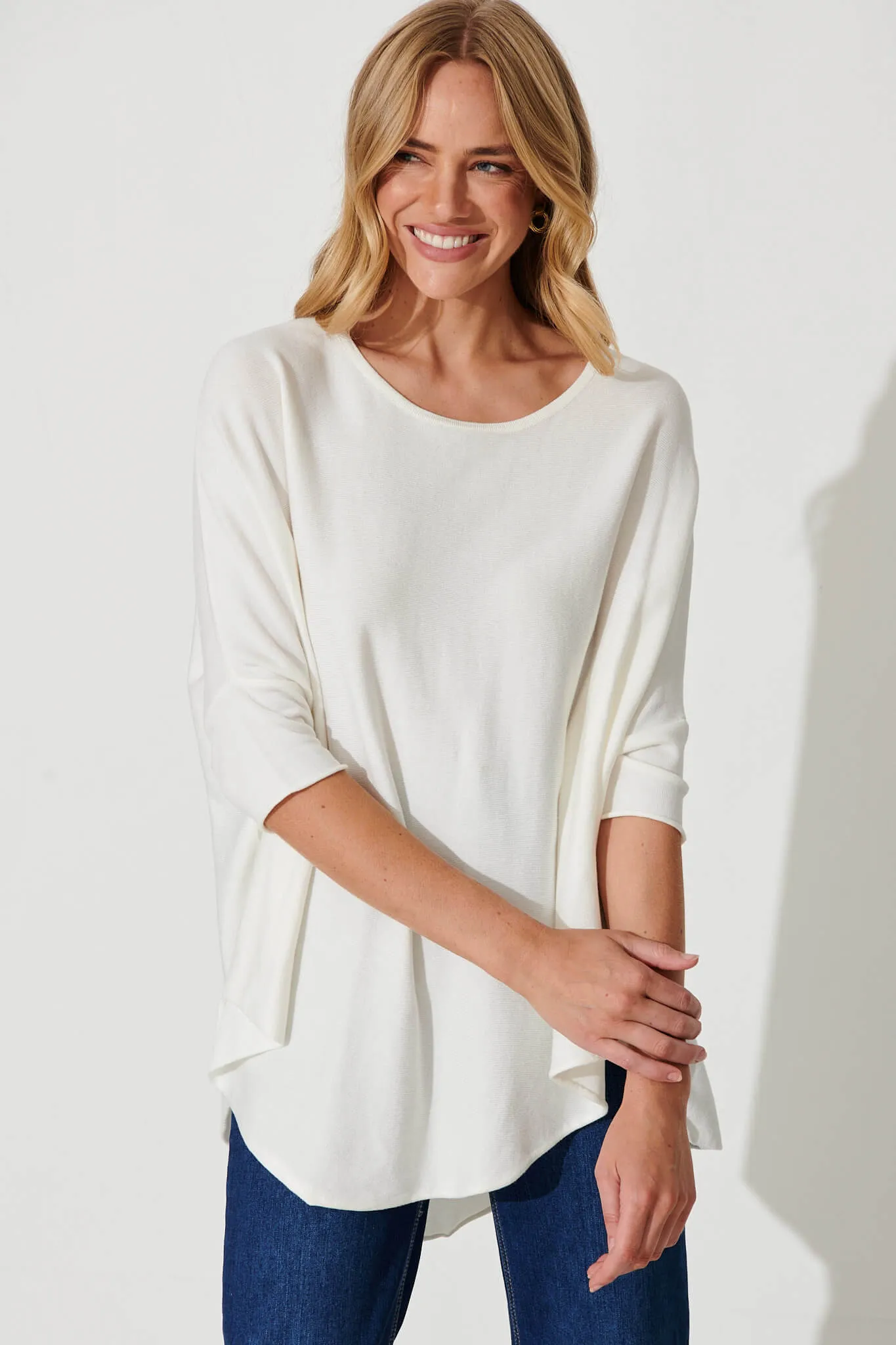 Eye To Eye Knit Top In White