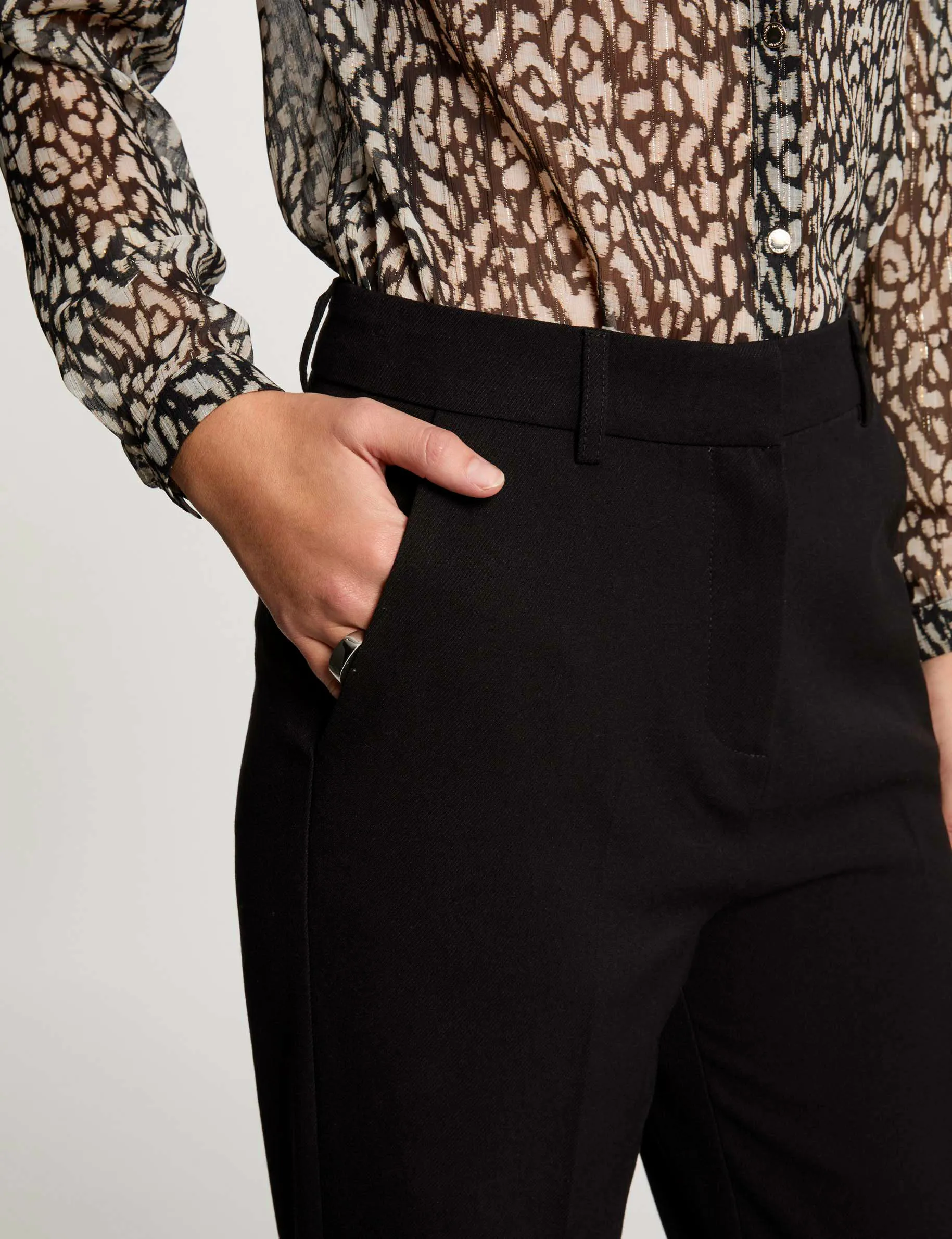 Fitted trousers with darts black women