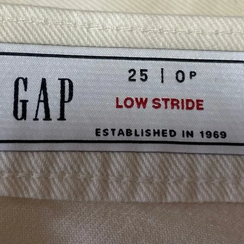 GAP Women's White Mid Rise Low Stride Flat Front Bootcut Leg Jeans Pant Size 0