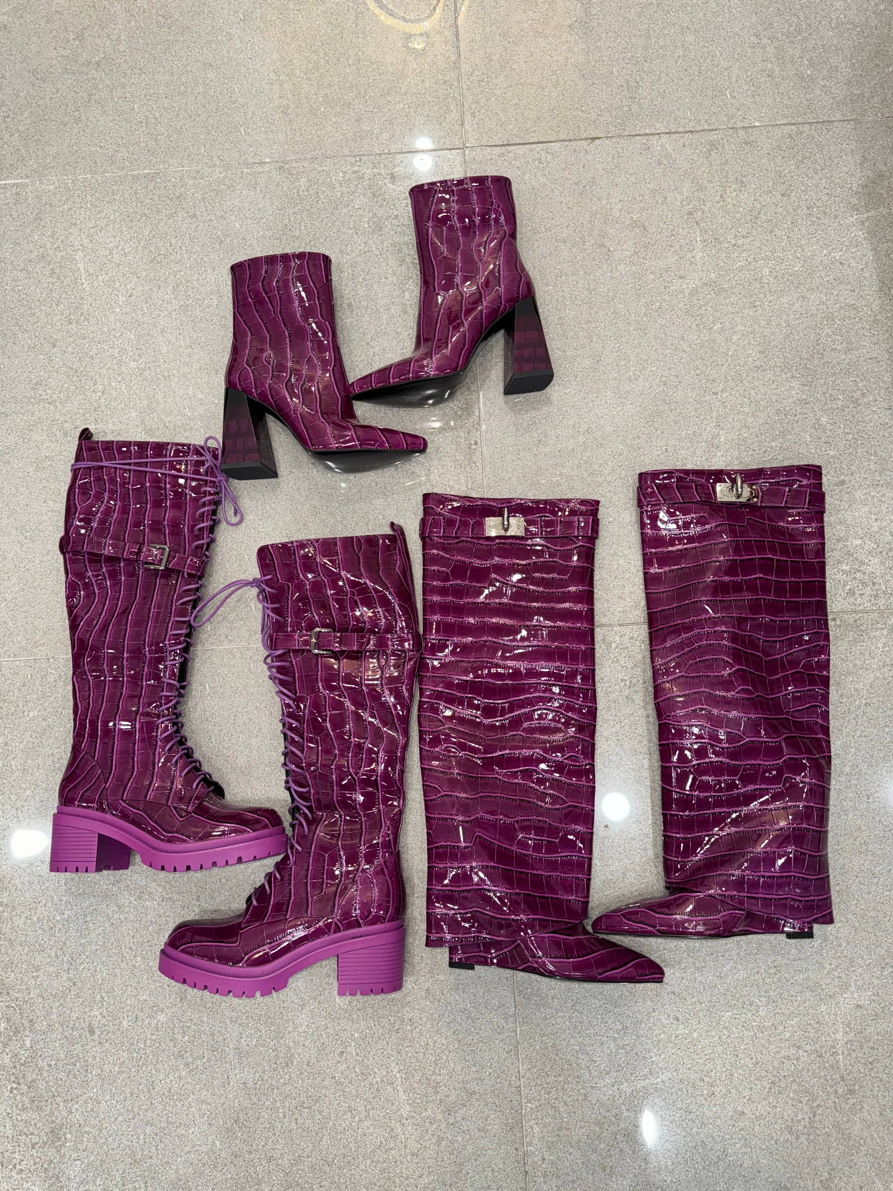 Gator Purple Lock Boots 1 of 1