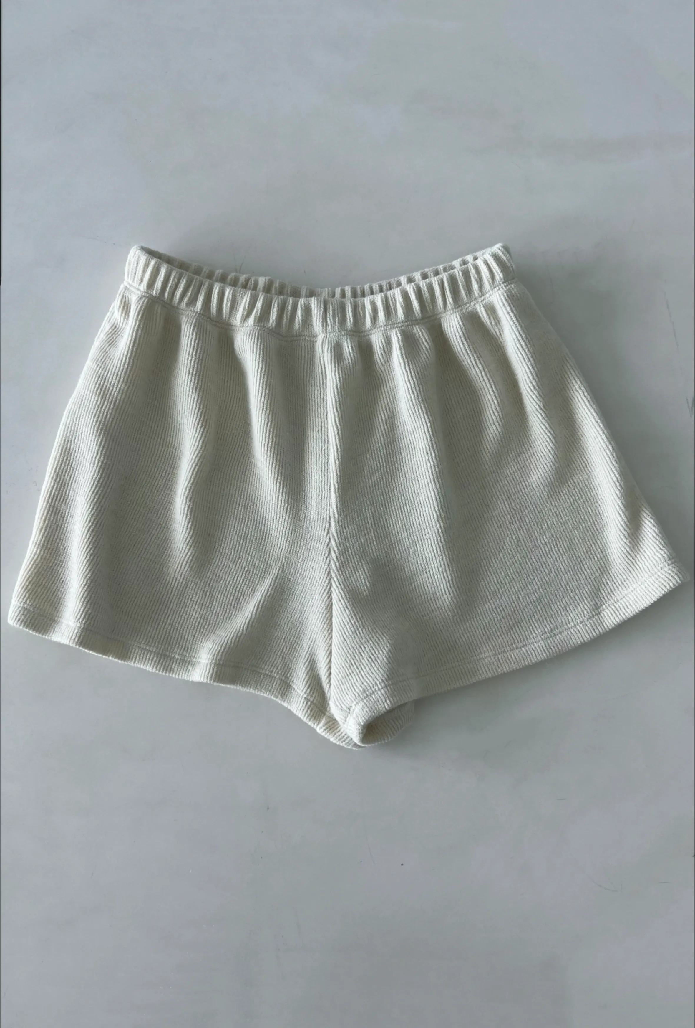 GIA SHORTS CREAM KNIT