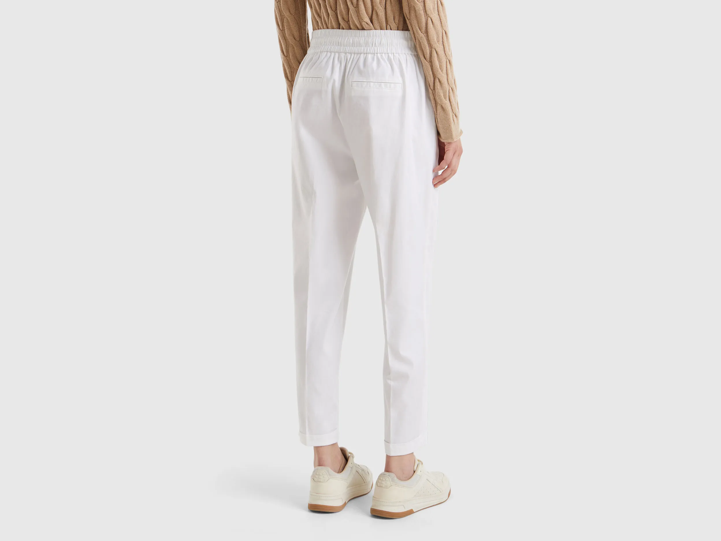 Joggers in stretch cotton - White | Benetton