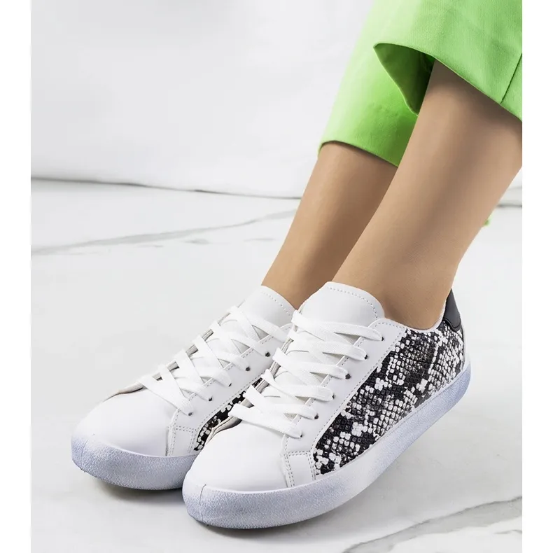 Kameta Snake white sneakers