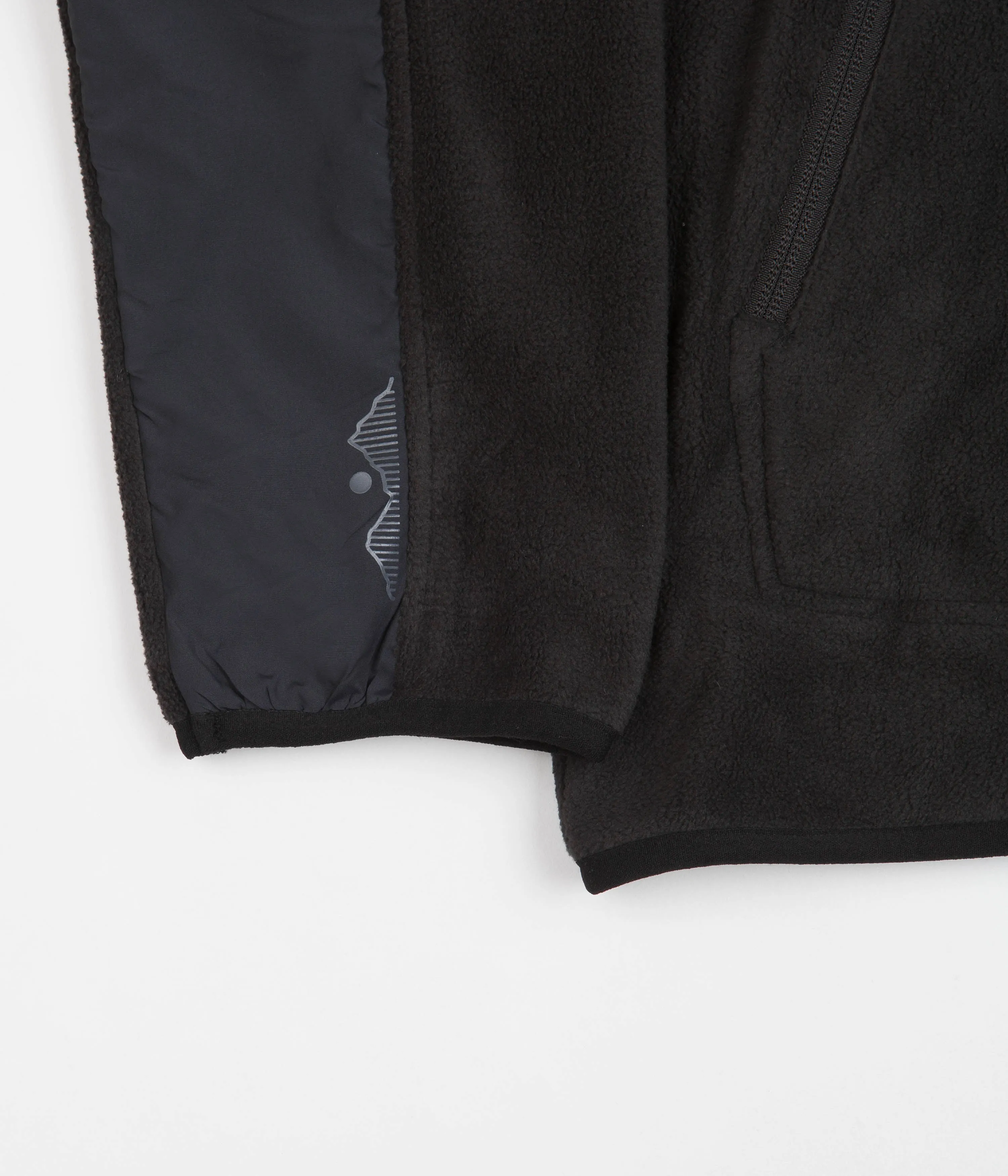 Kavu Teannaway Sweatshirt - Black.