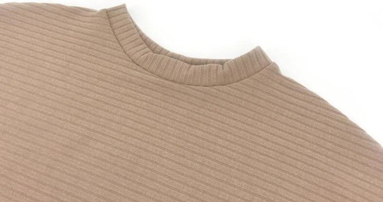 Knit stitching loose top