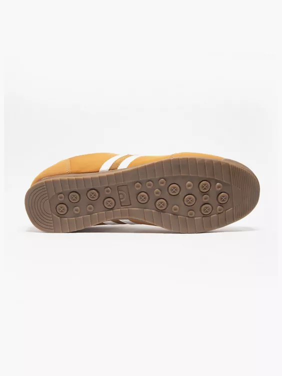 Lambretta  Tackle Tan Casual Trainers