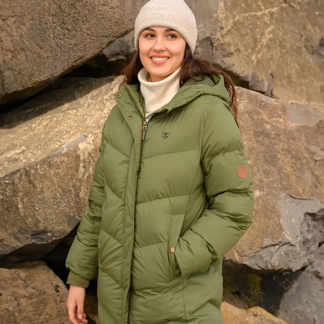 Lighthouse Savannah Coat: Durable & Cozy