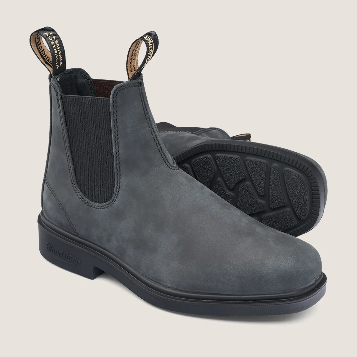 Rustic Black Men's Chelsea Boots.