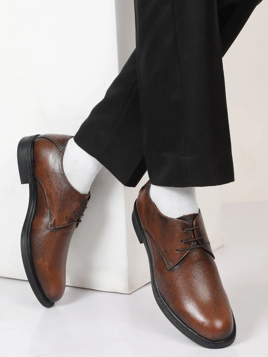 Men's Pine Texture Leather Derbies Shoes