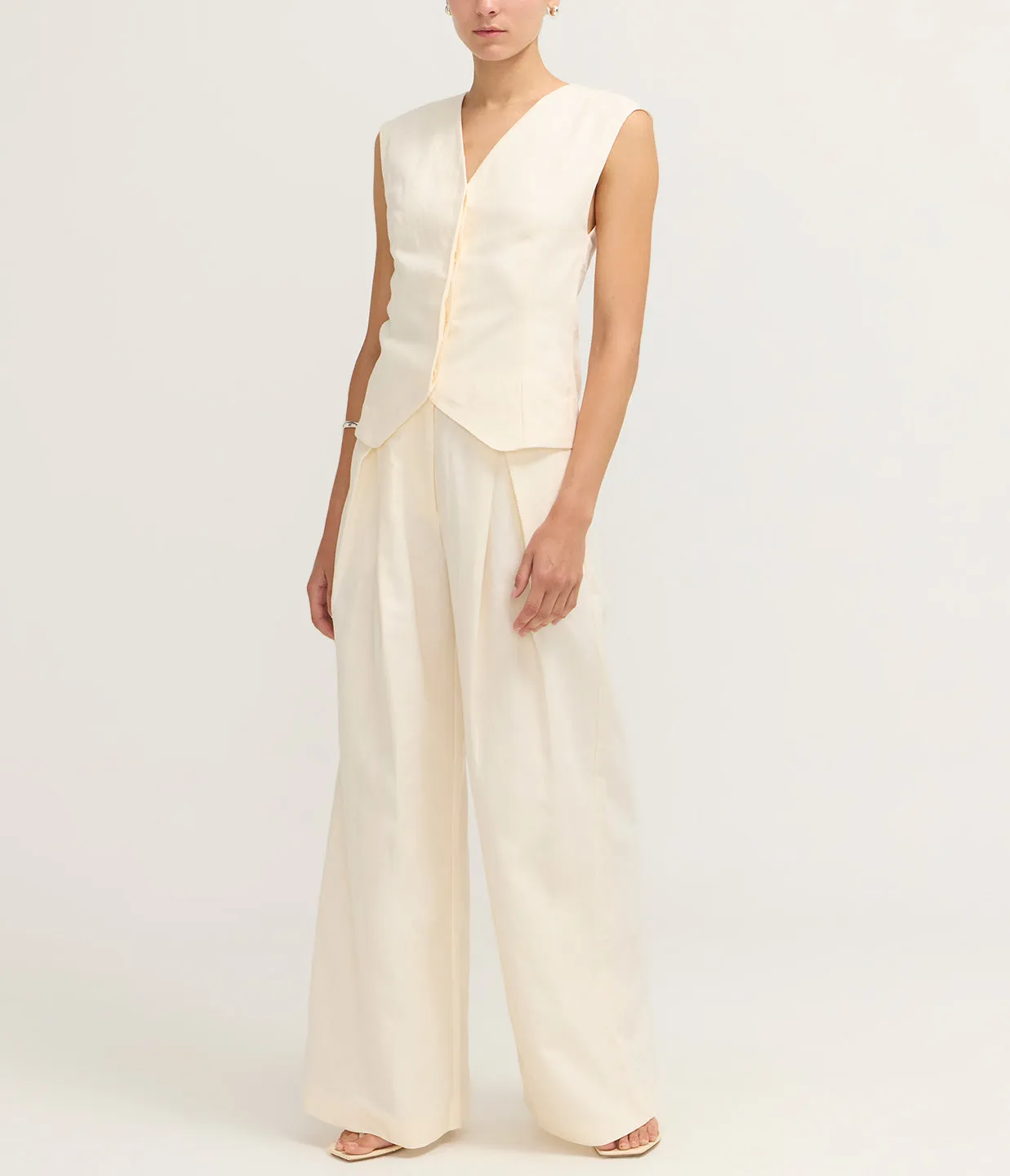 Minimal Fold Trousers in Ivory