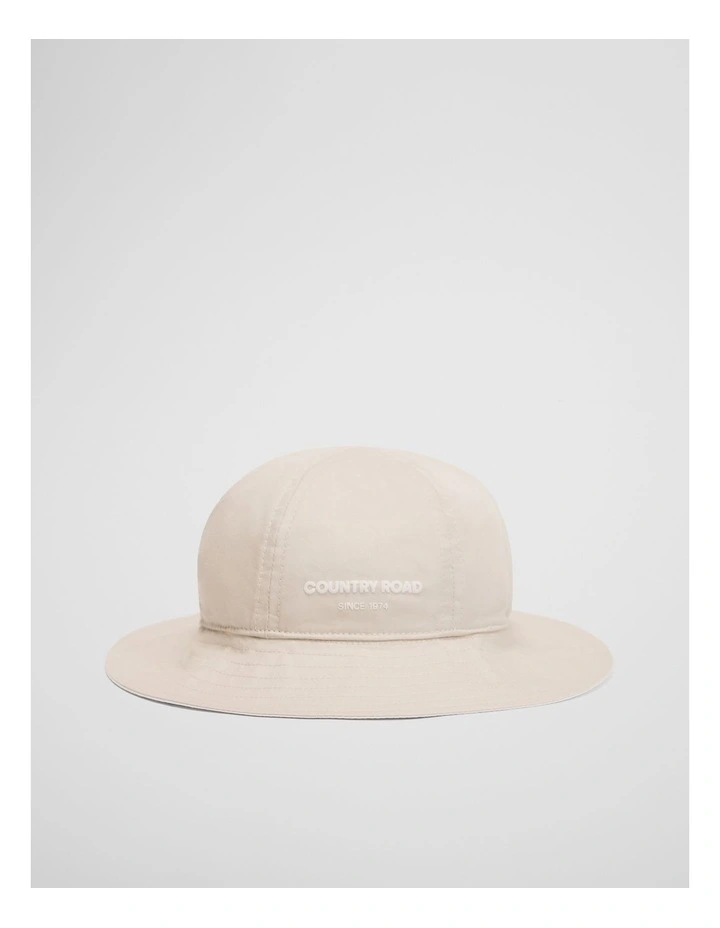 Modern Bucket Hat in Shell