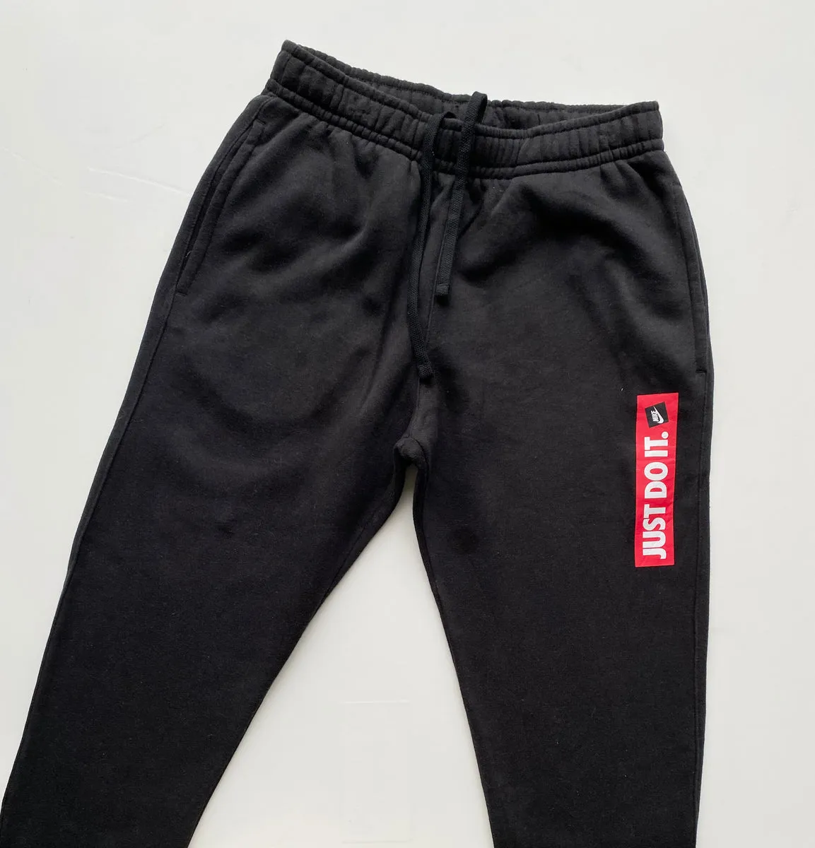 Nike joggers small