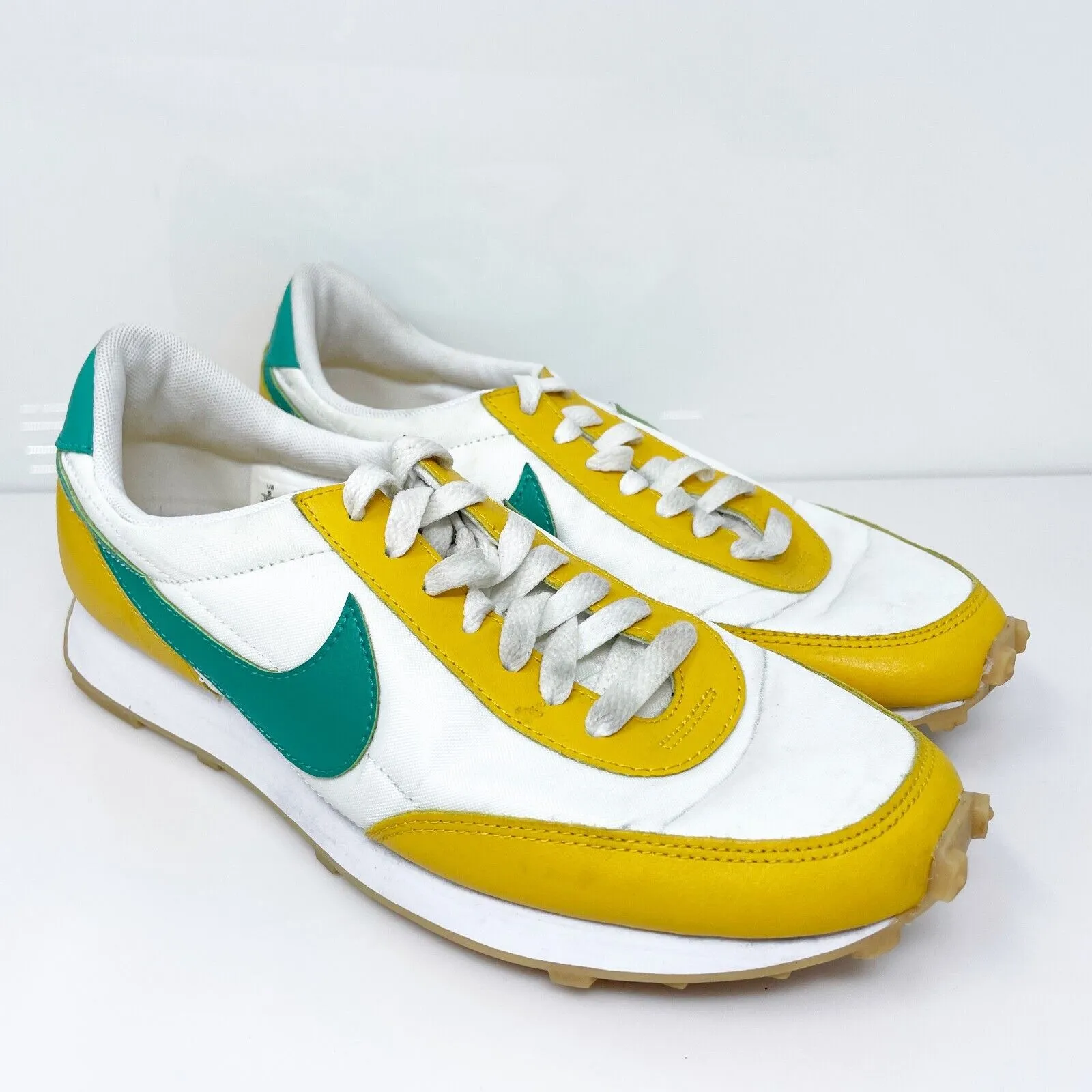 Nike Womens Daybreak DX3313-100 White Casual Shoes Sneakers Size 9