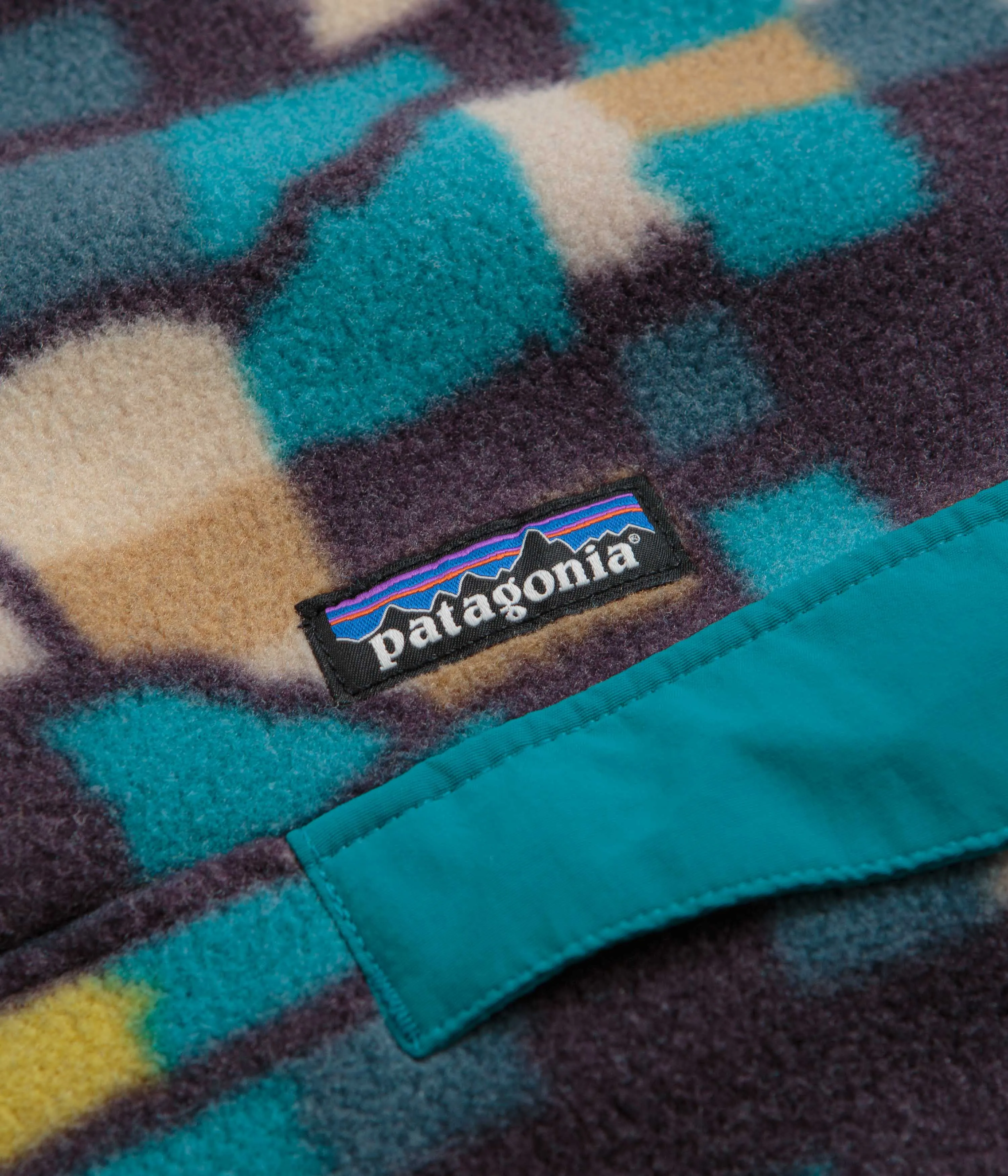 Patagonia Snap-T Fleece Fitz Roy Patchwork Belay Blue.