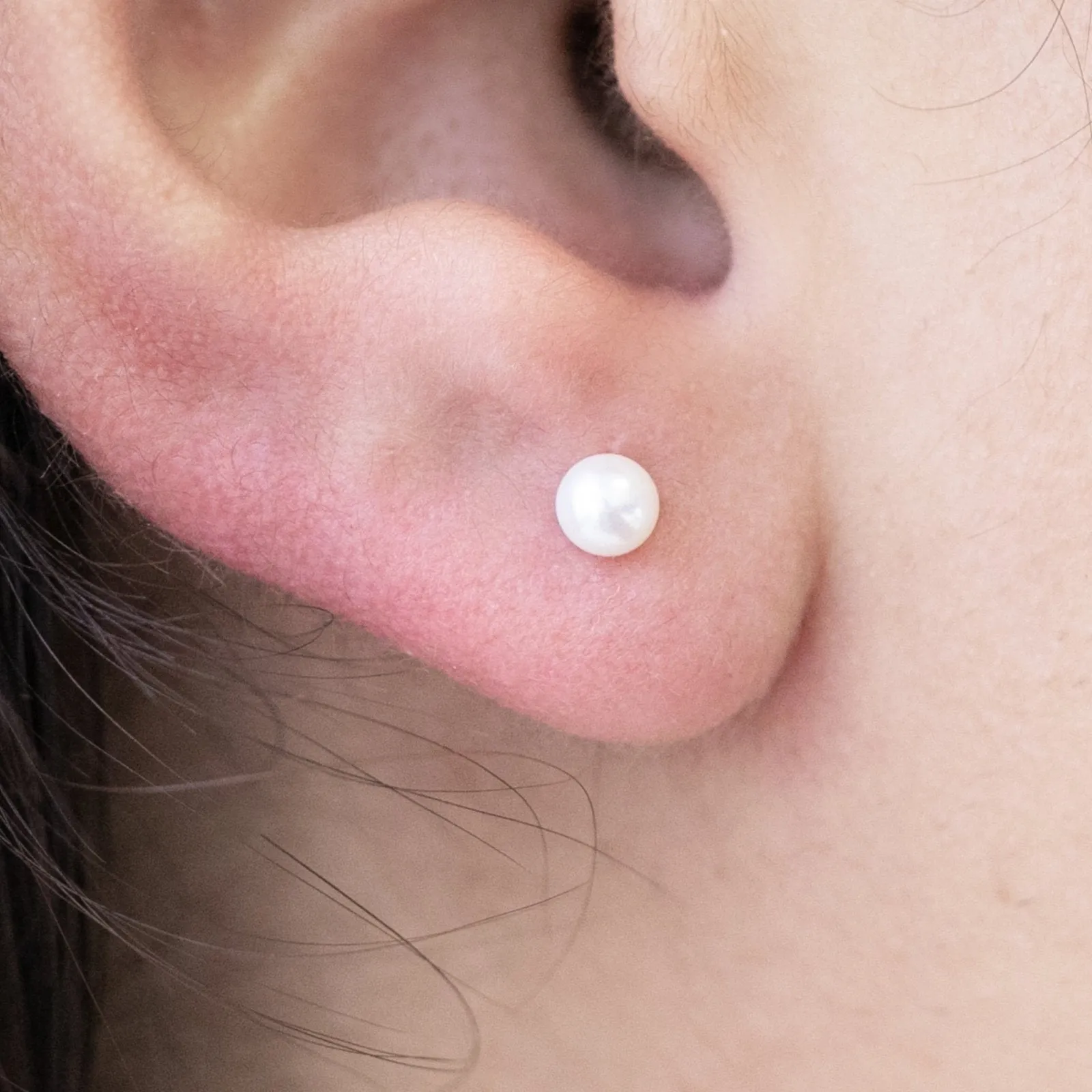 Pearl Flat Back Earring Stud