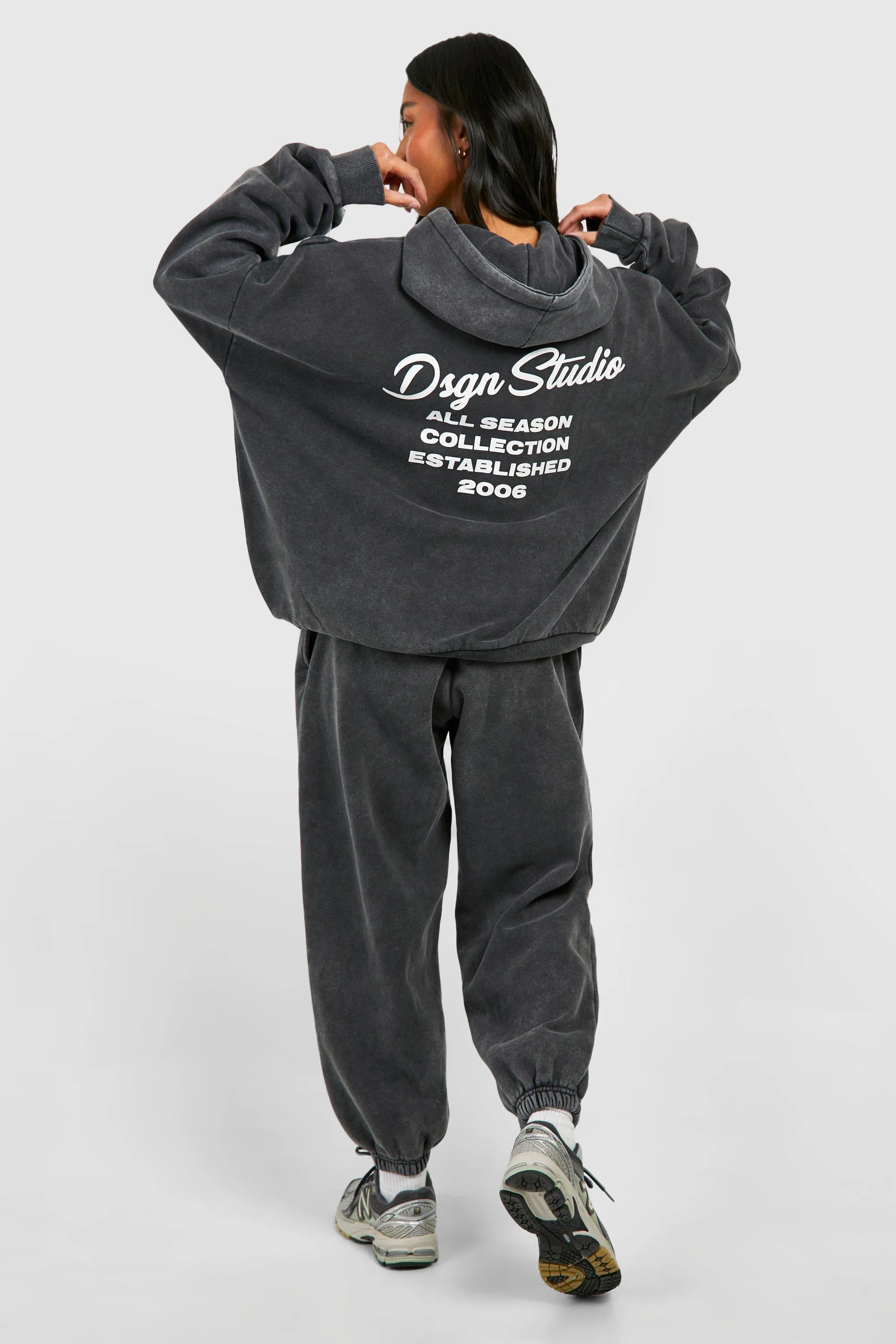 Petite Acid Wash Dsgn Studio Back Print Tracksuit