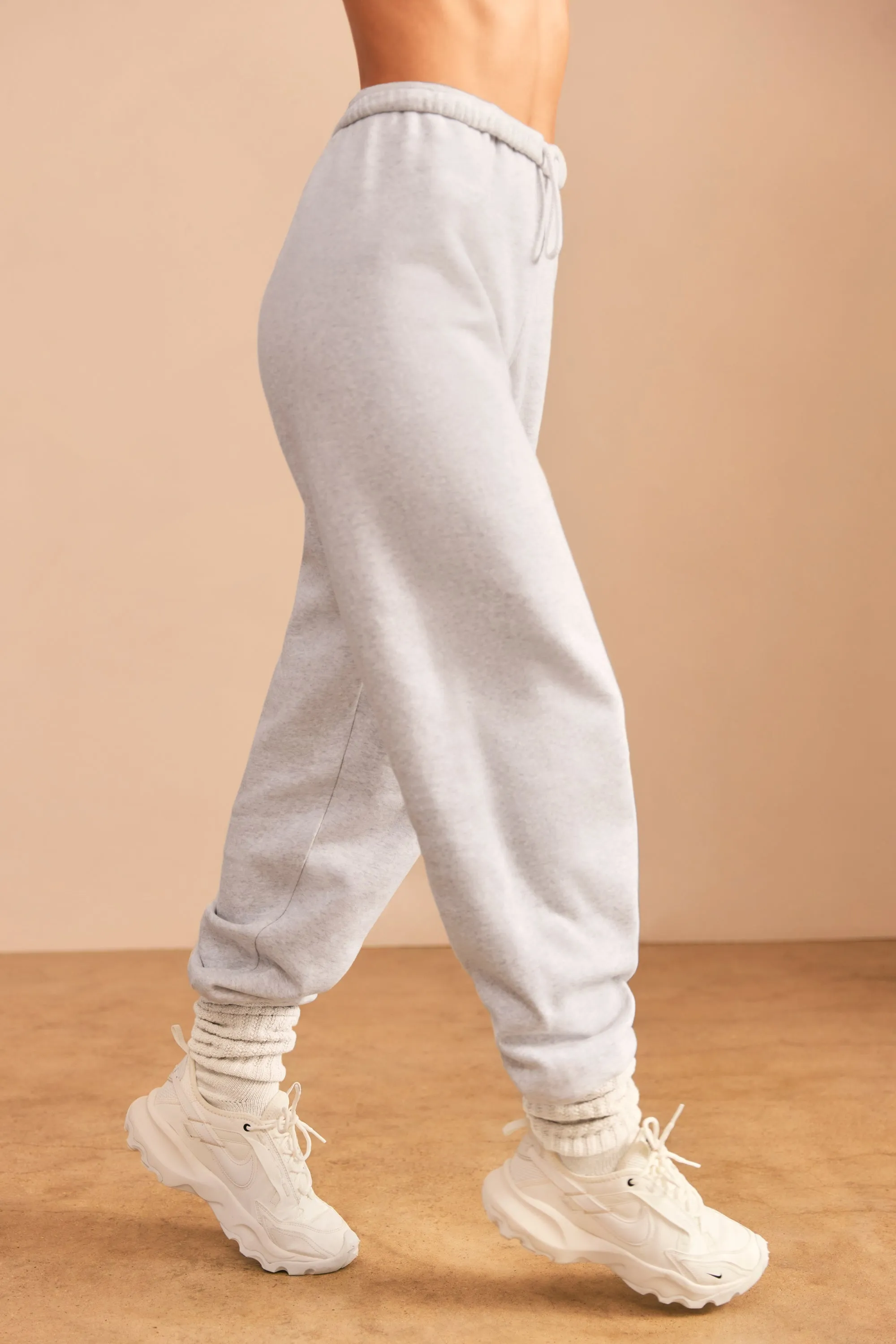 Petite Relaxed Fit Joggers in Heather Grey