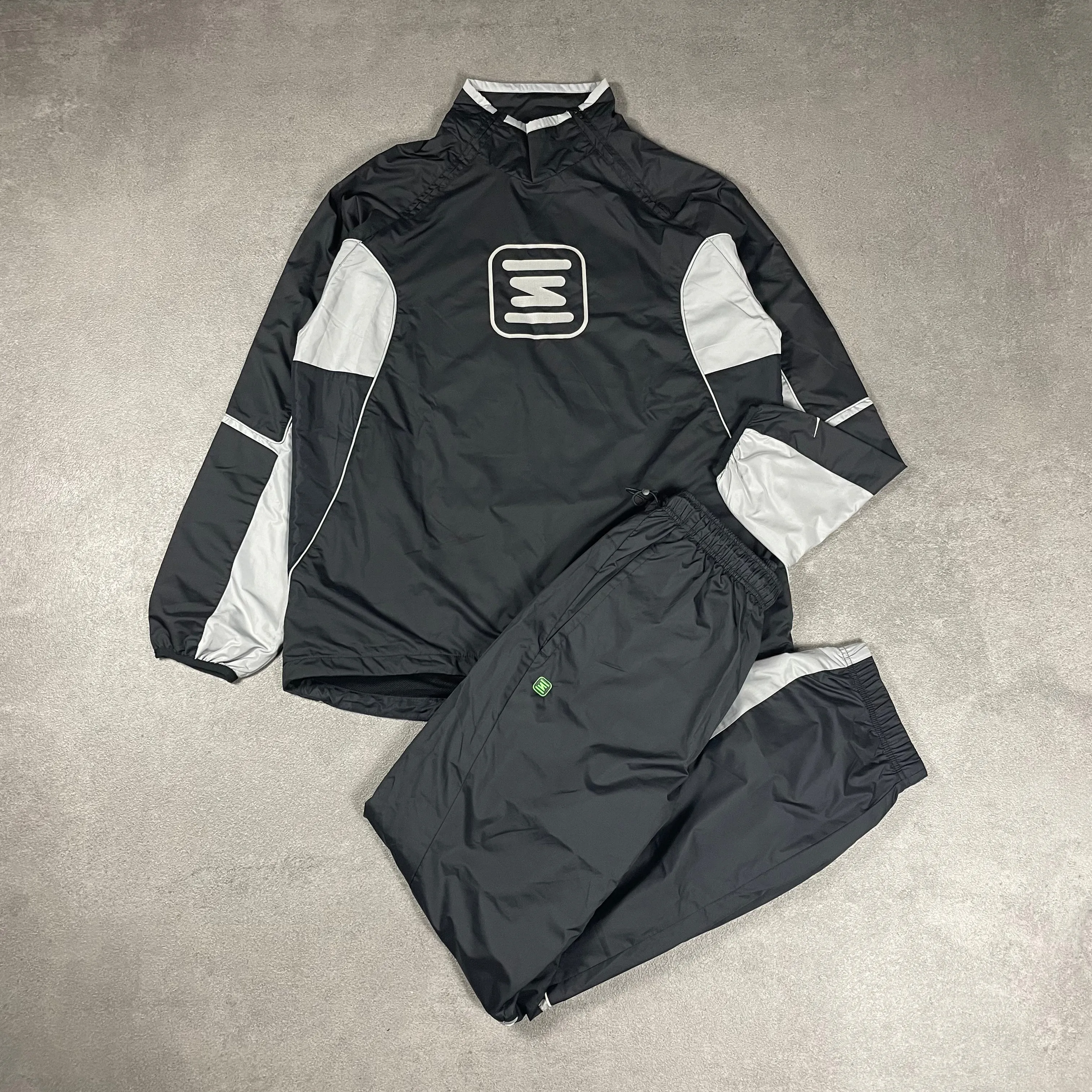 Shox Tracksuit L