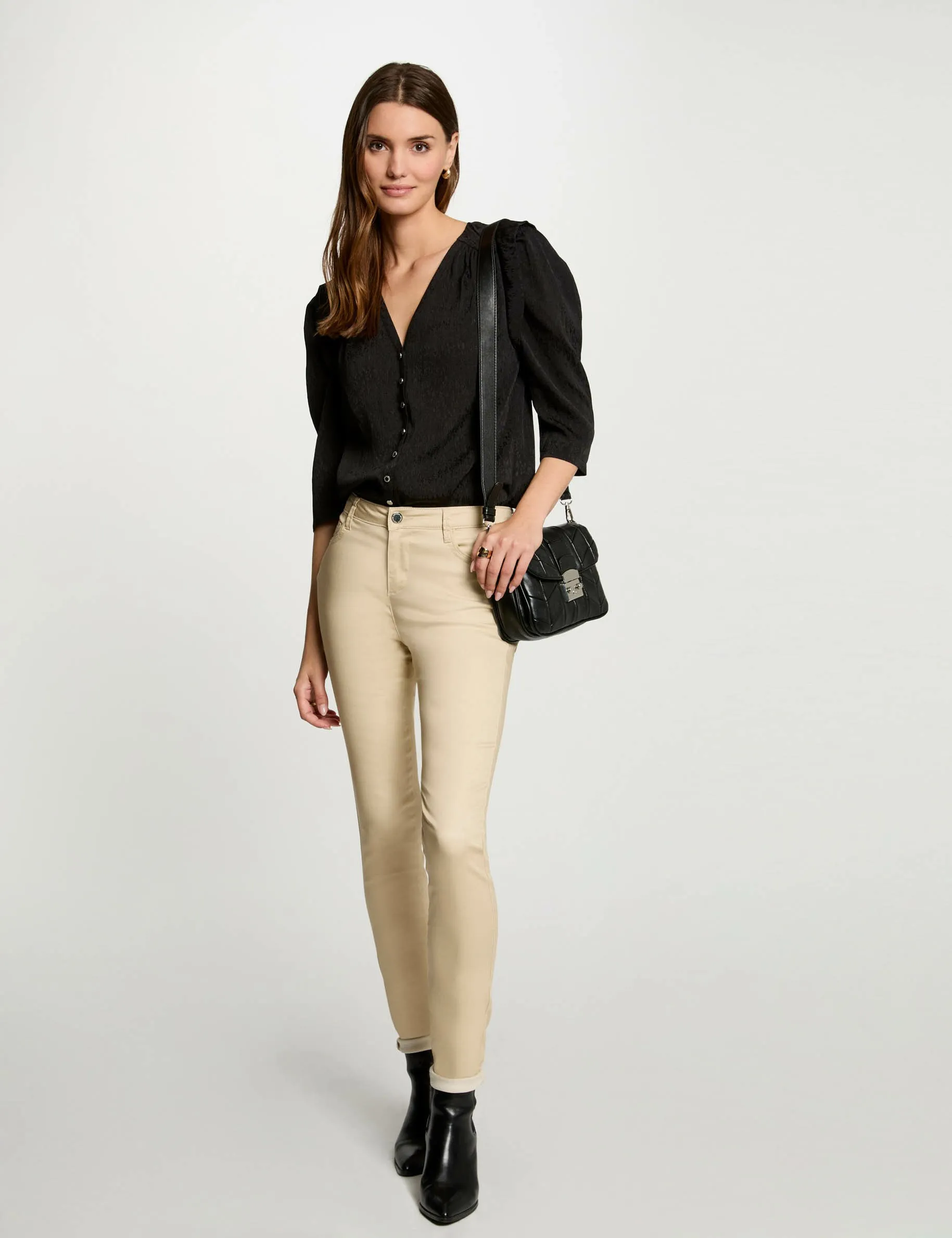 Skinny trousers wet effect beige women