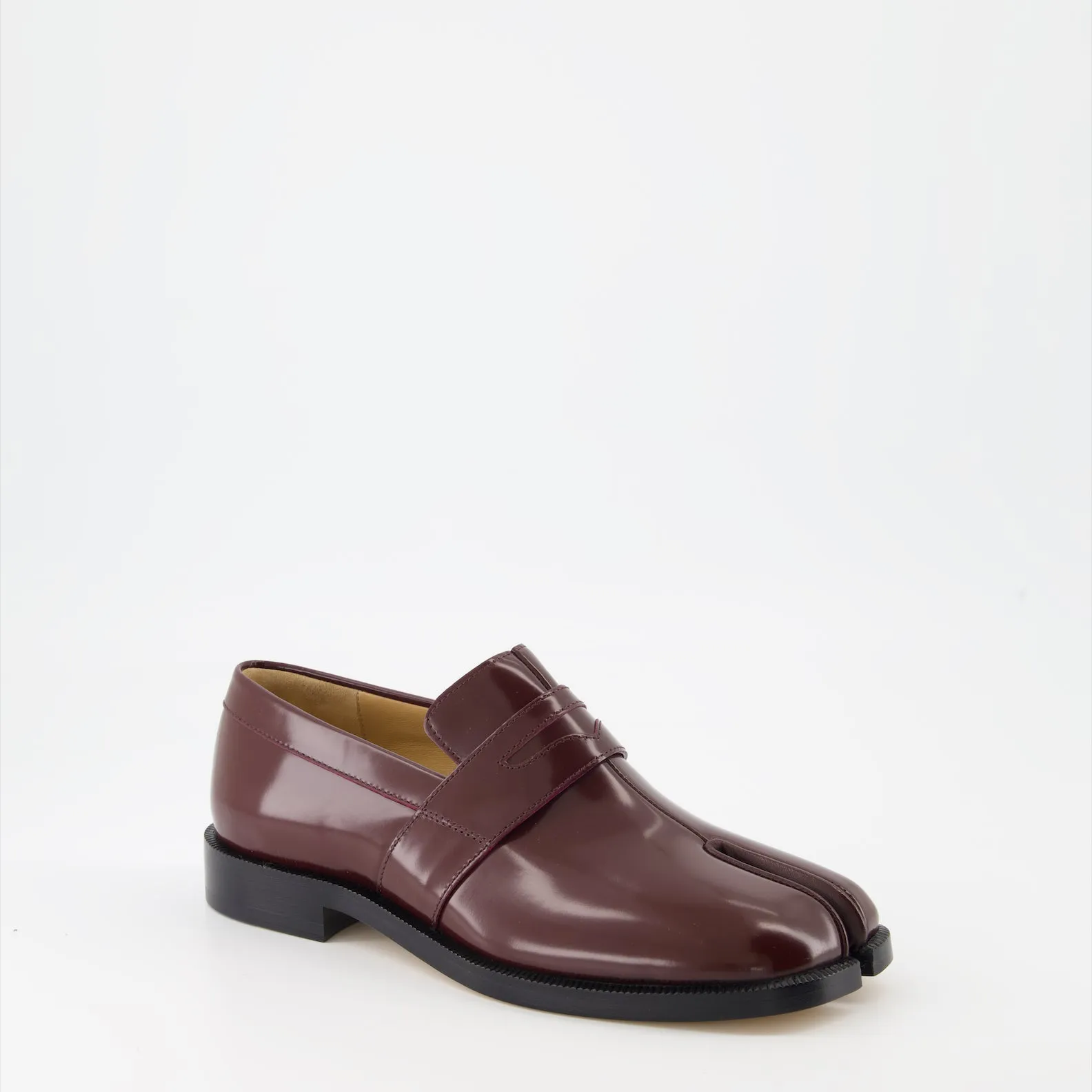 Tabi Leather Patent Moccasins