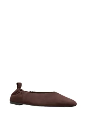 The Brie Flat - Walnut Suede