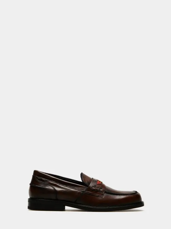 Timeless leather loafers