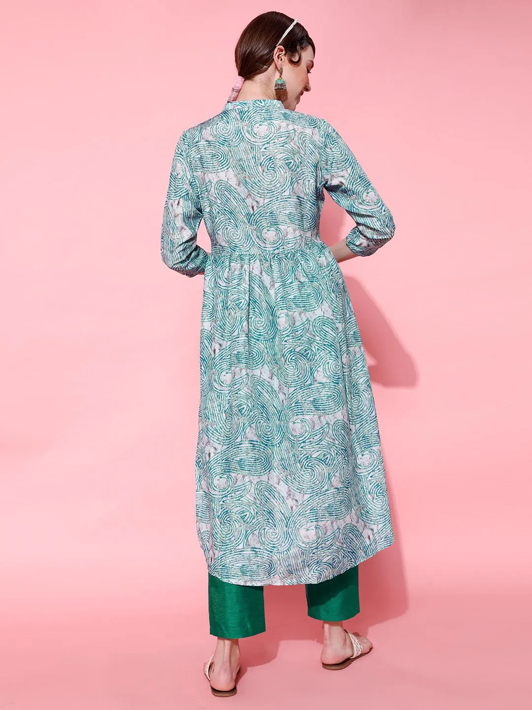 Women Green Printed Kurta with Trousers