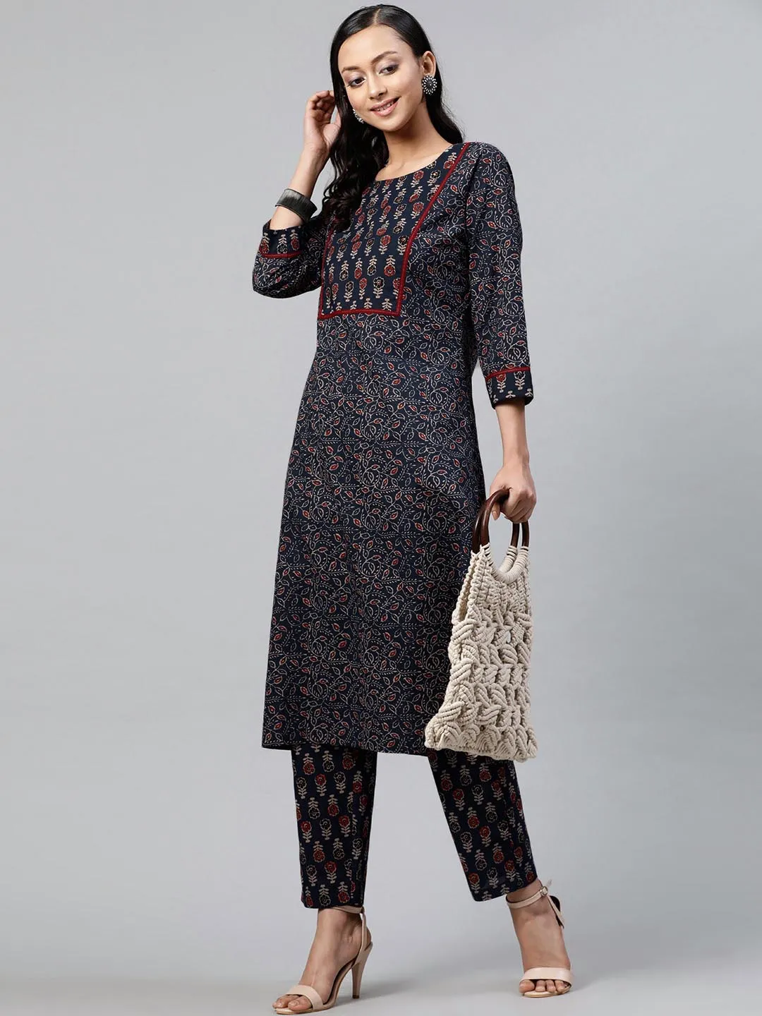 Women Navy Blue Maroon Printed Cotton Kurta with Trousers