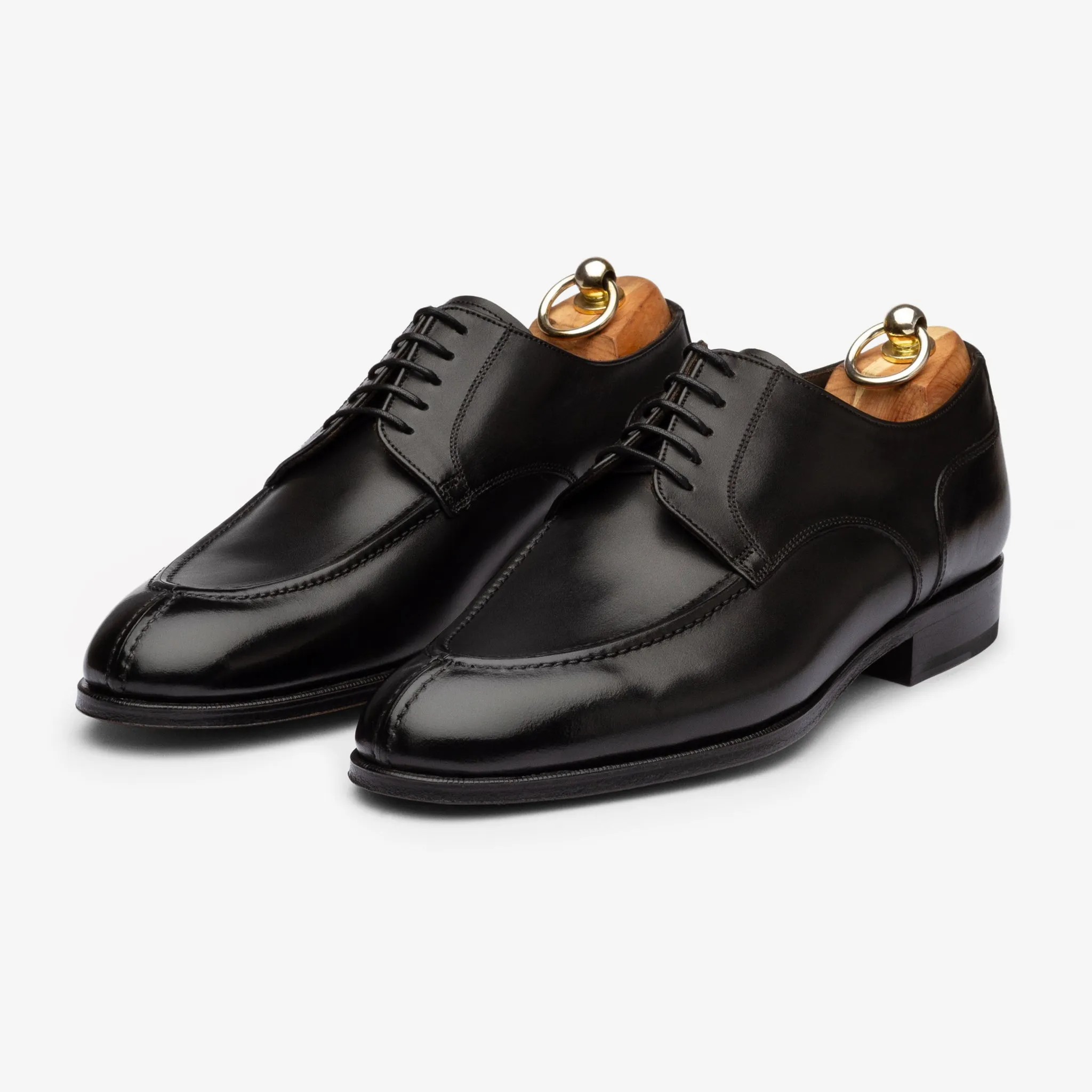 Y-Tip Derby - Black - Blake Line