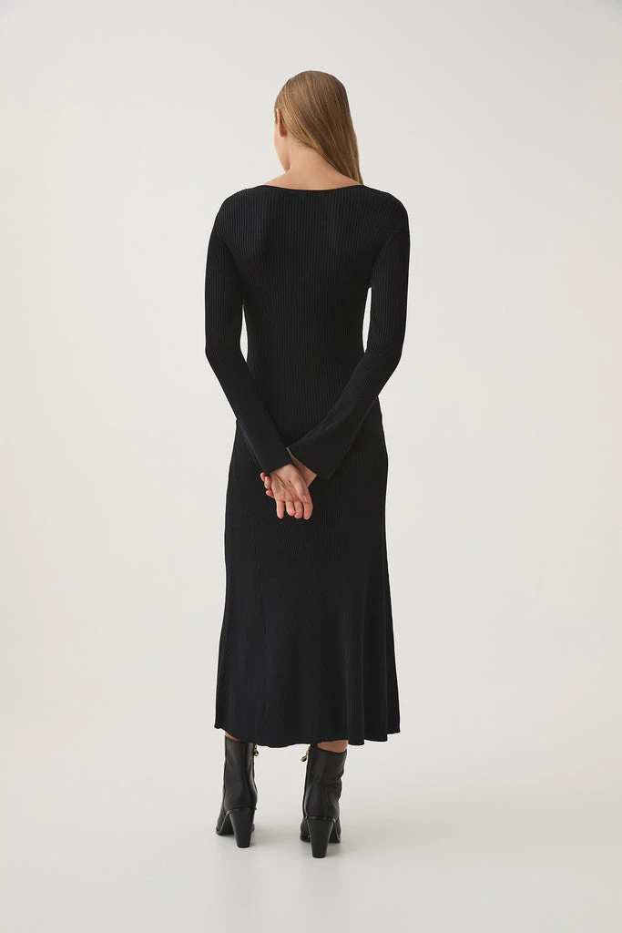 --Zeitgeist Knit Midi Dress-